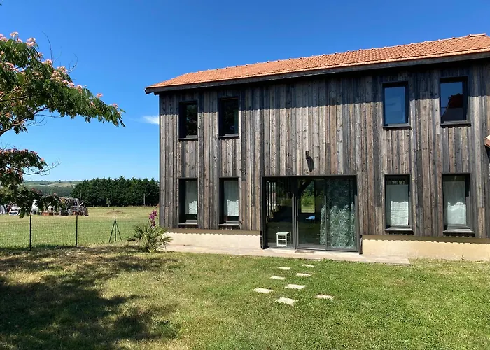 Sechoir Renove, Vue Panoramique Et Nombreux Jeux